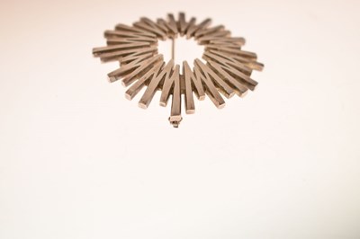 Lot 73 - Ivan Tarratt - Modernist silver 'sunburst' brooch