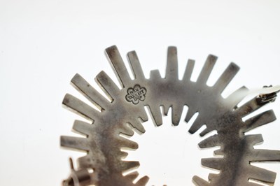Lot 73 - Ivan Tarratt - Modernist silver 'sunburst' brooch