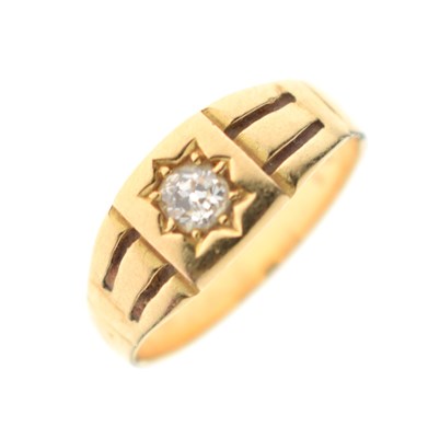 Lot 7 - Diamond single stone ring