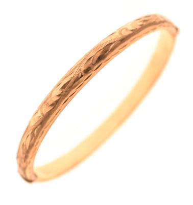 Lot 187 - 9ct gold hinged bangle