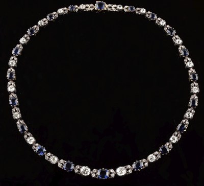 Lot 53 - Late Victorian diamond and sapphire necklace