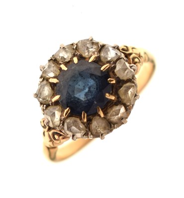 Lot 25 - Late 19th/early 20th century sapphire and diamond cluster 18ct gold ring