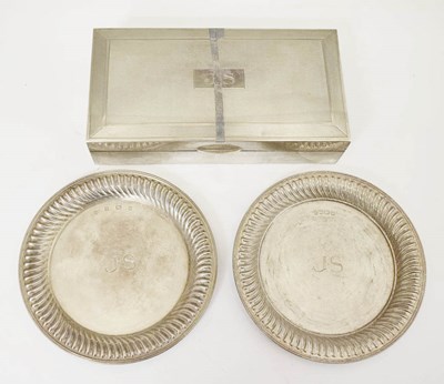 Lot 255 - Pair of Elizabeth II silver dishes, and an Elizabeth II silver-mounted table-top box