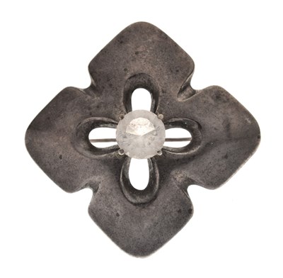 Lot 250 - Ernest Blythe for Ivan Tarratt - Abstract silver brooch