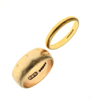 Lot 77 - 18ct gold wedding band and a 9ct gold wedding band