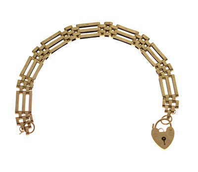 Lot 115 - 9ct gold bracelet with padlock