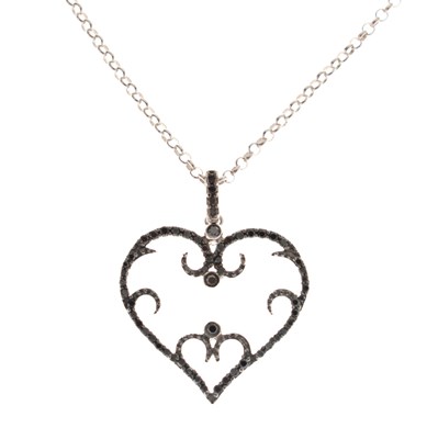 Lot 91 - 9ct white gold necklace and heart shaped pendant