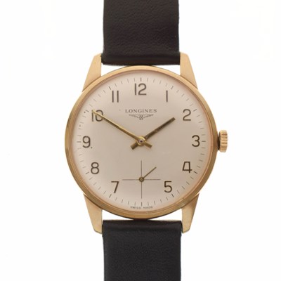 Lot 193 - Longines - yellow metal cased wristwatch