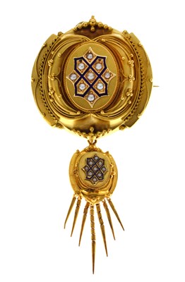 Lot 83 - Late Victorian gold-plated pendant brooch