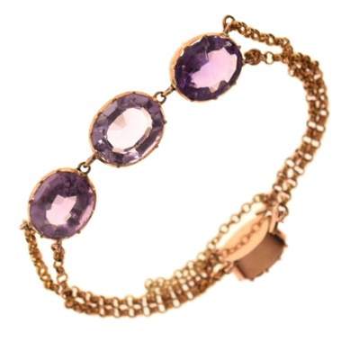 Lot 114 - Early 20th century amethyst-coloured stone bracelet