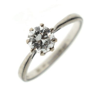 Lot 4 - Diamond white metal (stamped 18ct & Plat) solitaire ring