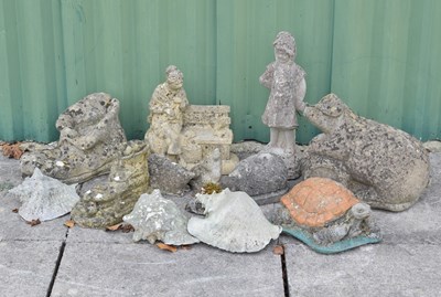 Lot 828 - Collection of decorative garden ornaments