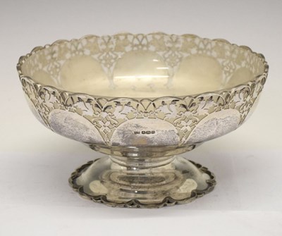 Lot 196 - Silver centre bowl