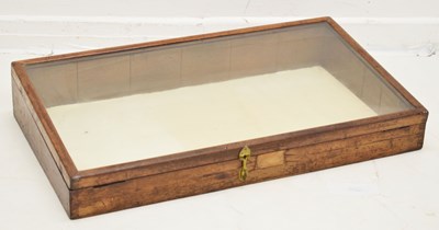 Lot 457 - Early 20th century table-top slope-front jewellery or bijouterie display case