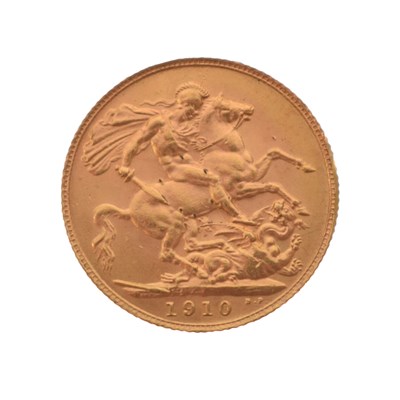 Lot 303 - George V gold sovereign, 1910