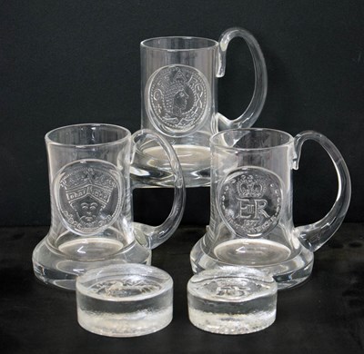 Lot 554 - Three 1970s Dartington glass mugs, etc