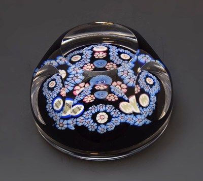 Lot 457 - Whitefriars millefiori Paperweight - USA Collection