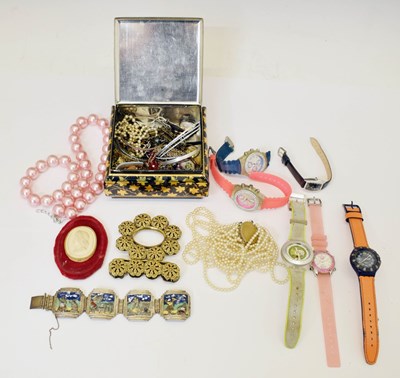 Lot 170 - Collection of costume jewellery etc
