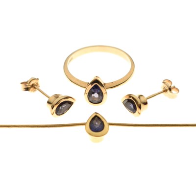 Lot 94 - Gemporia - Suite of tanzanite-coloured stone 9ct gold jewellery