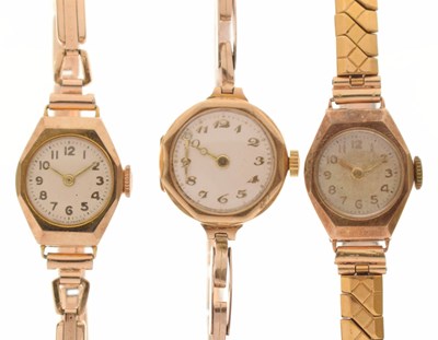 Lot 200 - Lady's 9ct gold bracelet watch and two 9ct watch heads