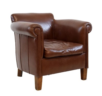 Lot 607 - Modern leather tub chair or reception chair