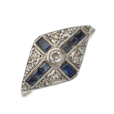 Lot 28 - Art Deco sapphire and diamond lozenge-shaped dress ring (a/f)