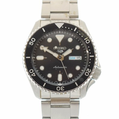 Lot 187 - Seiko - 5 Sports stainless steel bracelet watch