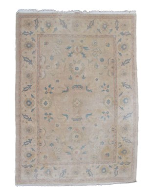 Lot 755 - Large Persian design wool rug or carpet