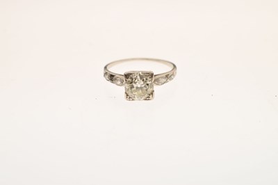Lot 6 - Art Deco diamond white metal solitaire ring