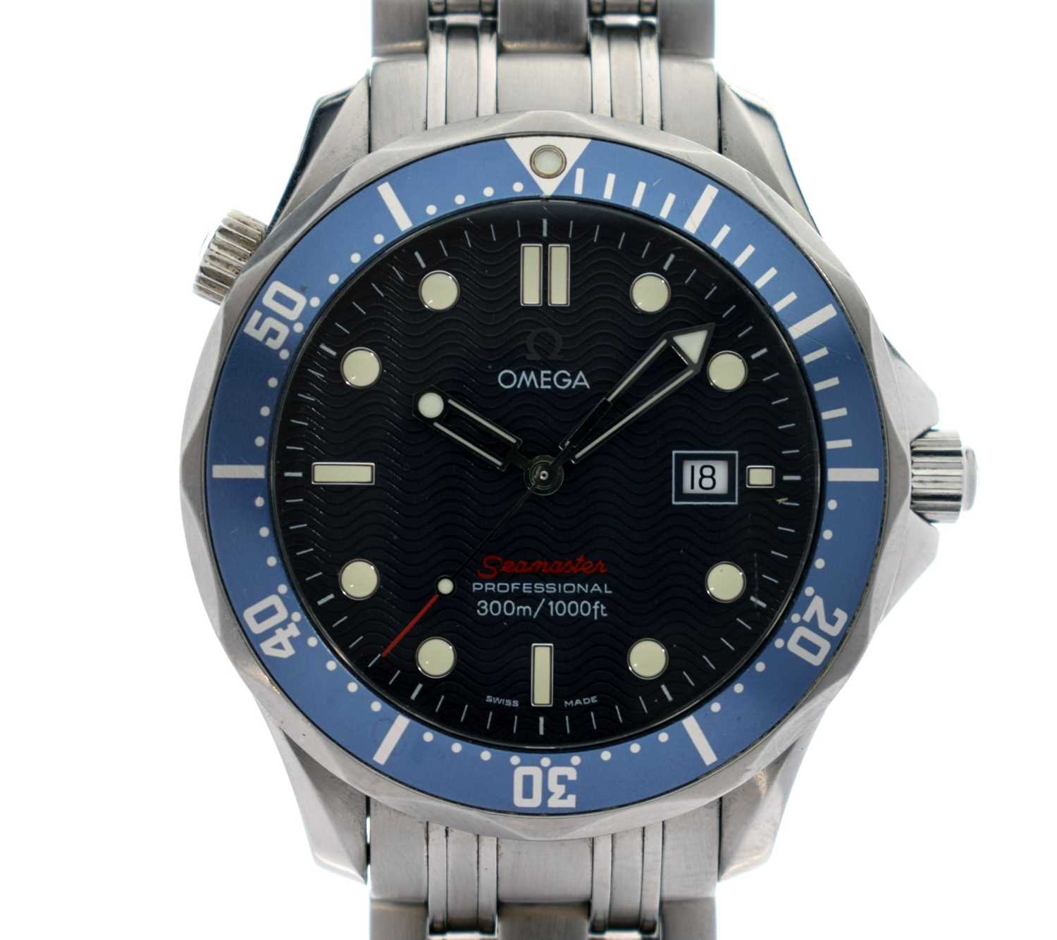 Lot 70 - Omega - Gentleman's Seamaster Professional stainless steel bracelet watch