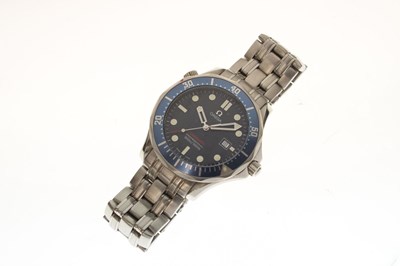 Lot 70 - Omega - Gentleman's Seamaster Professional stainless steel bracelet watch