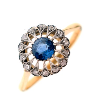Lot 17 - Sapphire and diamond cluster ring