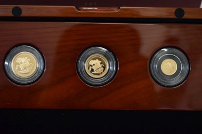Lot 118 - Elizabeth II Royal Mint 'Sovereign Collection' five coin gold proof set, 2017