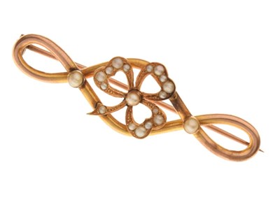 Lot 44 - Edwardian brooch