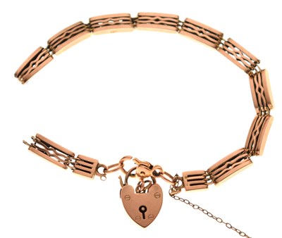 Lot 106 - Edwardian rose metal bracelet stamped '9ct' (a/f)