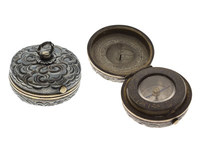 Lot 260 - Japanese white metal and sentoku (brass) scaphe dial pocket compass
