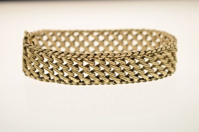 Lot 36 - 9ct gold fancy link bracelet