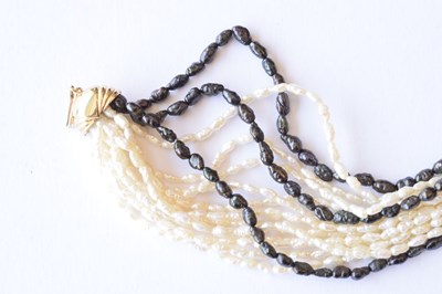 Lot 37 - Freshwater pearl yellow metal necklace and matching bracelet set