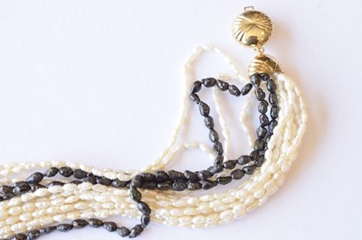 Lot 37 - Freshwater pearl yellow metal necklace and matching bracelet set