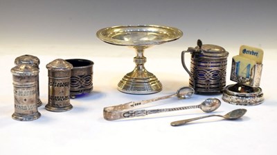 Lot 137 - Collection of small silver