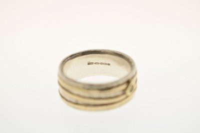 Lot 46 - Attributed to Julia Beusch - Yellow diamond set silver ring