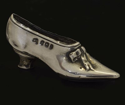 Lot 82 - Edward VII novelty silver pin cushion in the form of a shoe