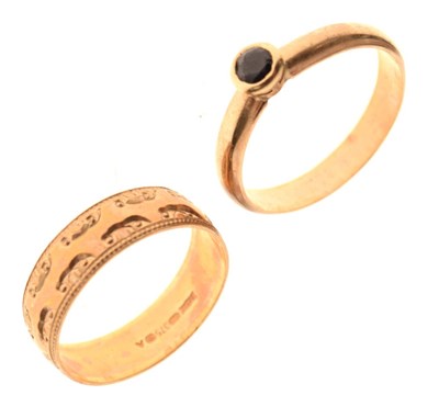Lot 25 - Two rings