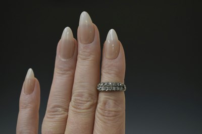 Lot 15 - Early 19th century diamond two-row half eternity ring