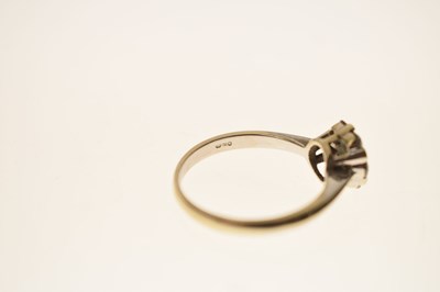 Lot 16 - Diamond 18ct white gold flower head ring