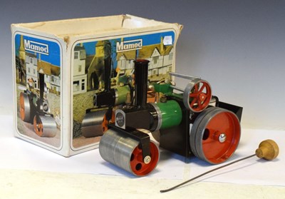 Lot 279 - Mamod S.R.1A live steam roller, boxed