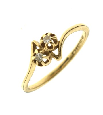 Lot 70 - Art Deco diamond two-stone 18ct gold ring