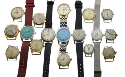 Lot 133 - Group of assorted vintage wristwatches and watch heads