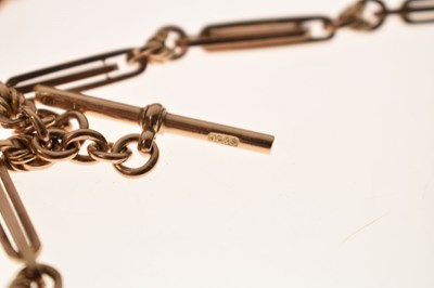 Lot 29 - 9ct gold fancy link Albert