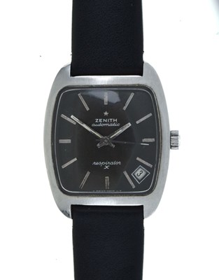 Lot 142 - Gentleman’s Zenith Respirator stainless steel wristwatch